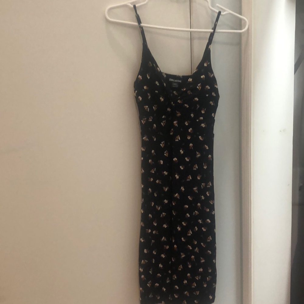 Billabong floral print twist front dress